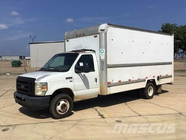 Ford E350 Camiones caja cerrada