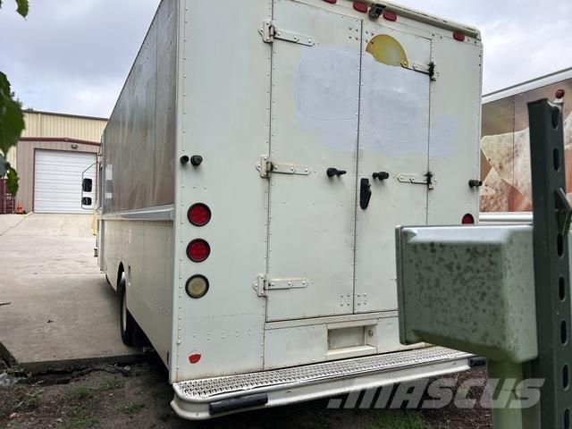 Ford Econoline Furgonetas de caja cerrada