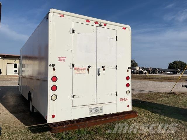Ford Econoline Furgonetas de caja cerrada
