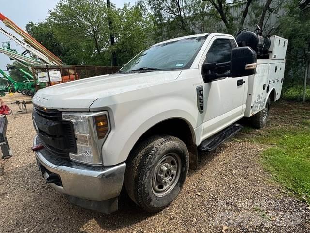 Ford F-250 Vehículos - Taller