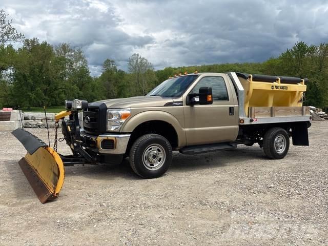 Ford F-250 Láminas y cuñas quitanieves