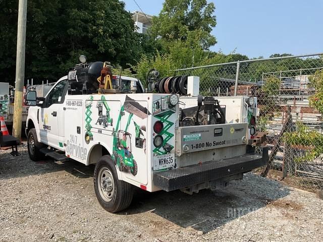 Ford F-250 Vehículos - Taller