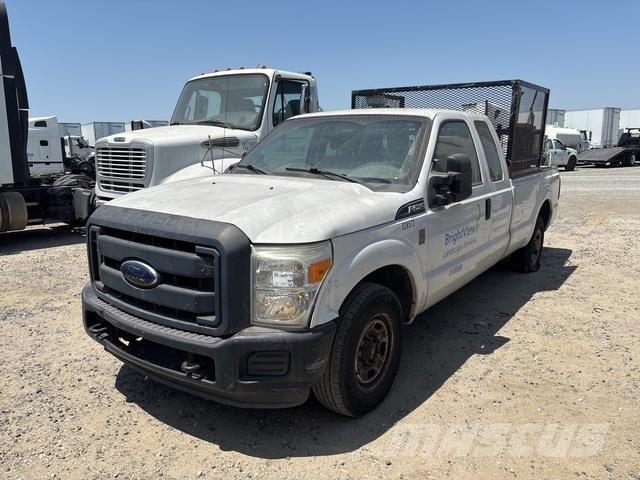 Ford F-250 Furgonetas caja abierta
