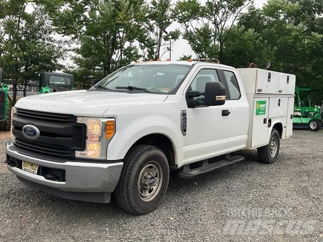 Ford F-250 Vehículos - Taller