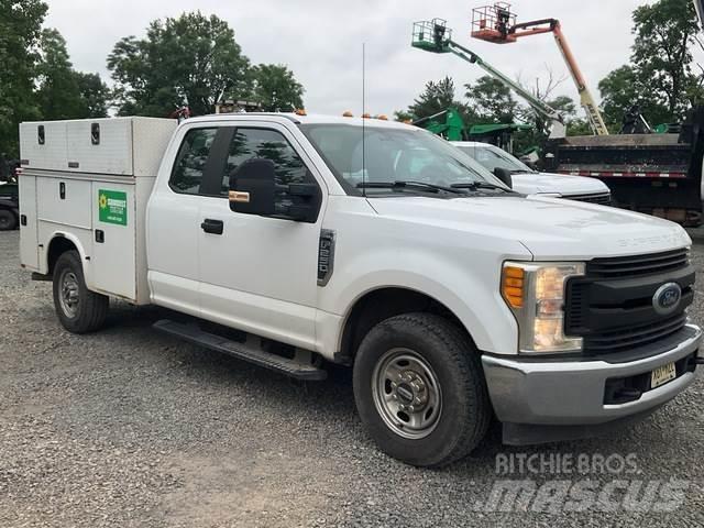 Ford F-250 Vehículos - Taller