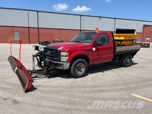 Ford F-250 Láminas y cuñas quitanieves
