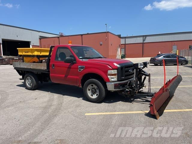 Ford F-250 Láminas y cuñas quitanieves