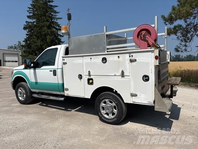 Ford F-250 Furgonetas caja abierta