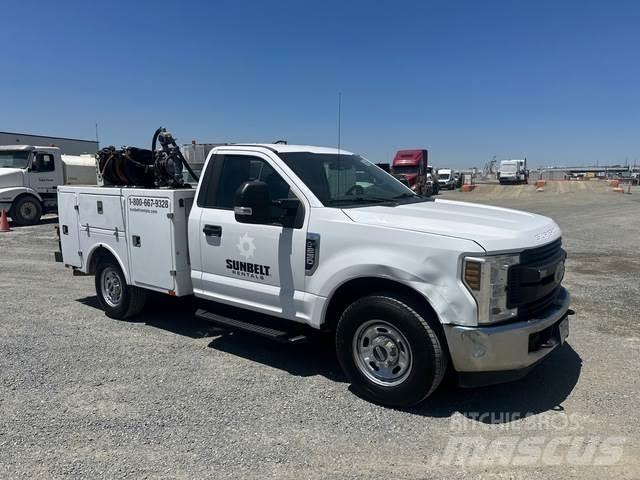 Ford F-250 Vehículos - Taller