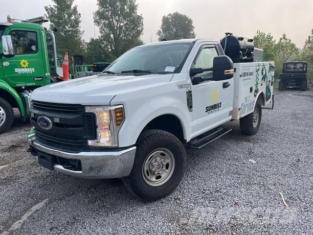 Ford F-250 Vehículos - Taller