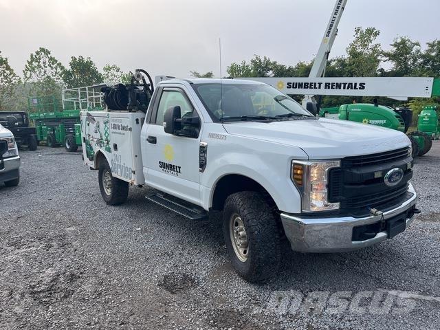 Ford F-250 Vehículos - Taller