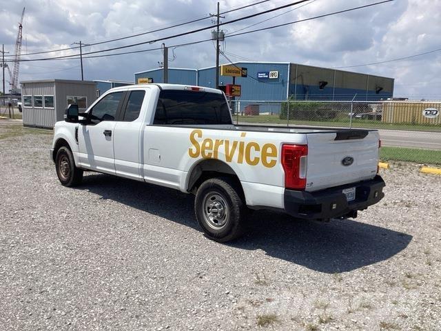 Ford F-250 Furgonetas caja abierta