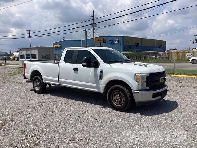 Ford F-250 Furgonetas caja abierta