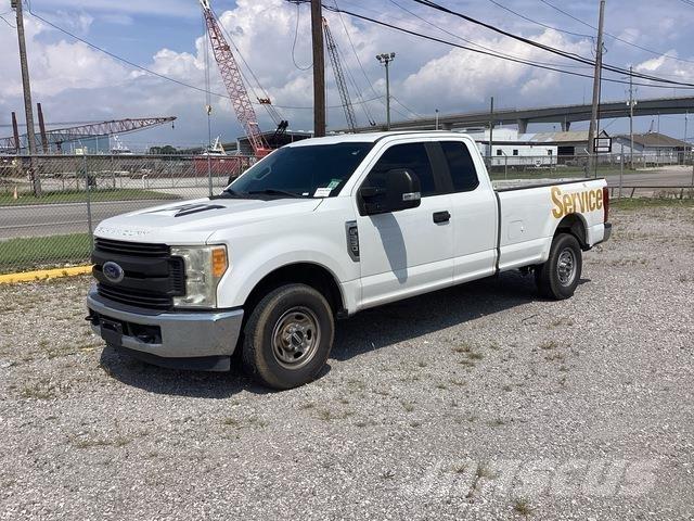 Ford F-250 Furgonetas caja abierta