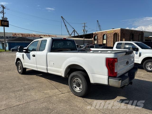 Ford F-250 Otras furgonetas