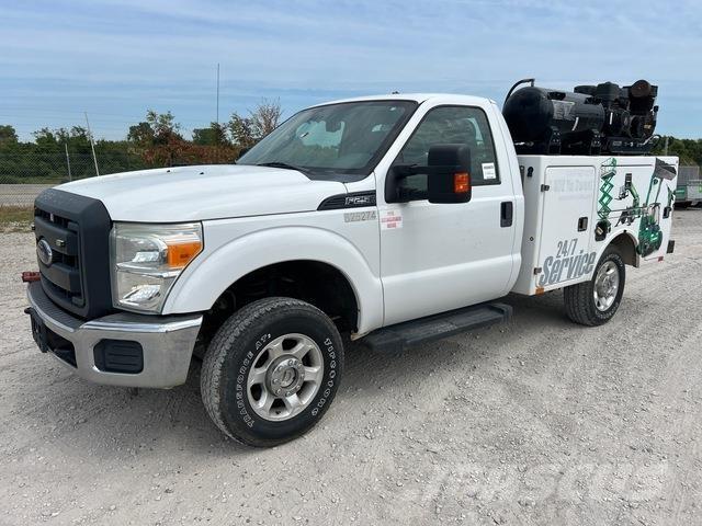 Ford F-250 Vehículos - Taller