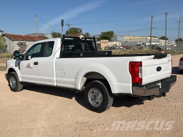 Ford F-250 Furgonetas caja abierta
