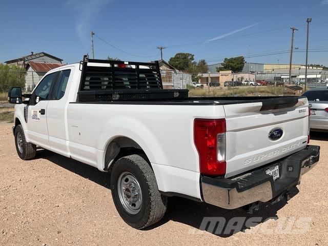Ford F-250 Furgonetas caja abierta