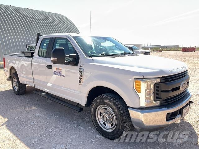 Ford F-250 Furgonetas caja abierta
