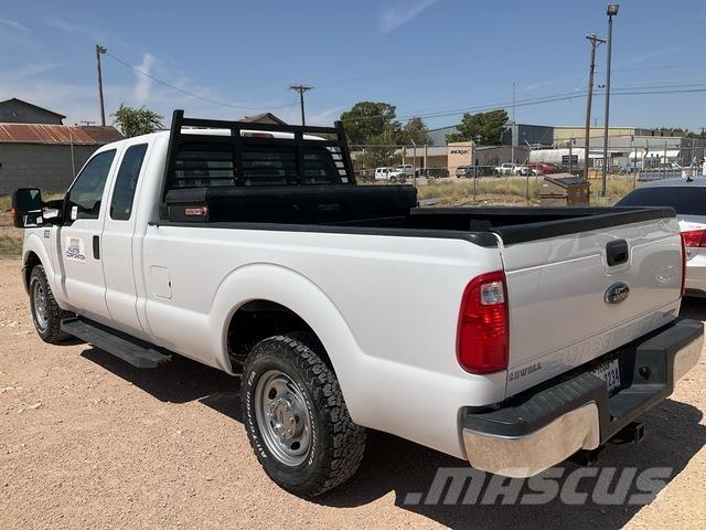 Ford F-250 Furgonetas caja abierta