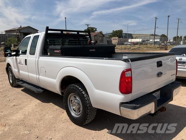 Ford F-250 Furgonetas caja abierta