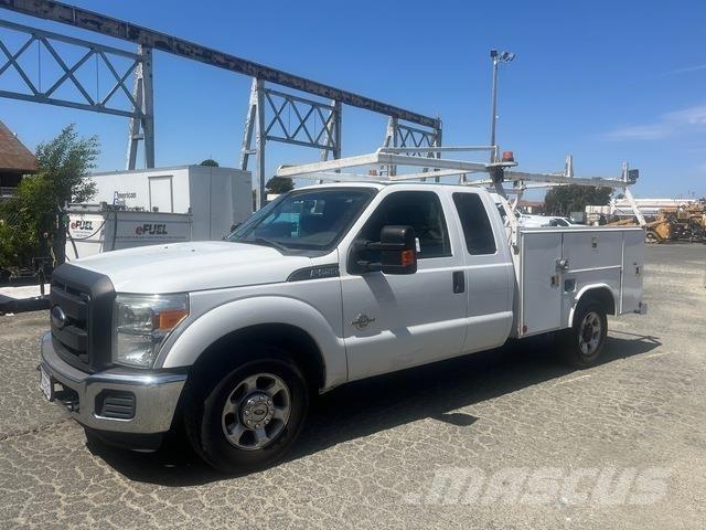 Ford F-250 Furgonetas caja abierta