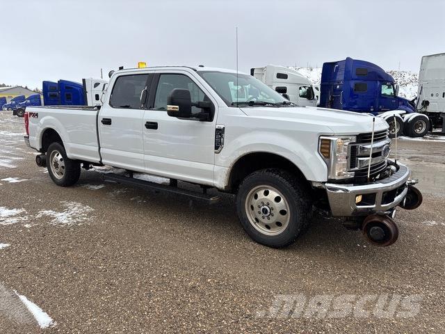 Ford F-250 Furgonetas caja abierta