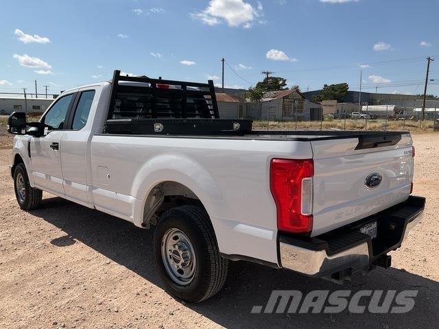 Ford F-250 Furgonetas caja abierta