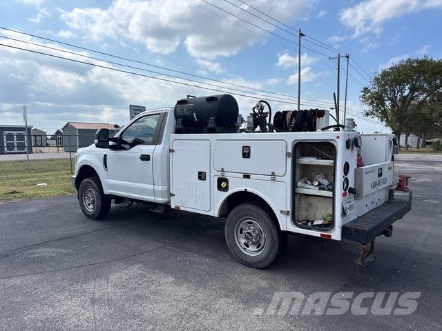 Ford F-250 Vehículos - Taller