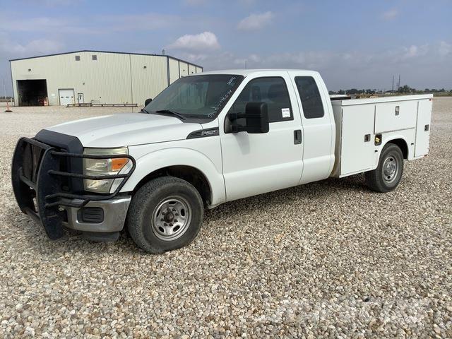 Ford F-250 Furgonetas caja abierta