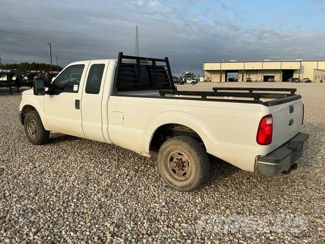 Ford F-250 Furgonetas caja abierta