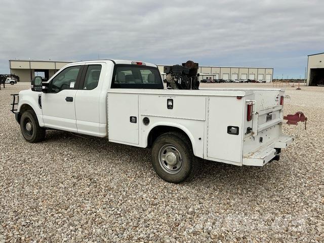 Ford F-250 Furgonetas caja abierta