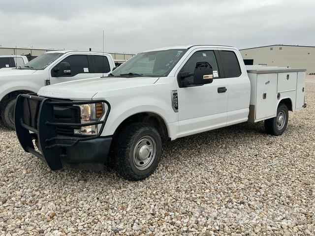 Ford F-250 Furgonetas caja abierta