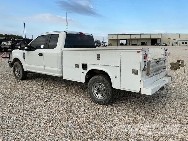 Ford F-250 Furgonetas caja abierta
