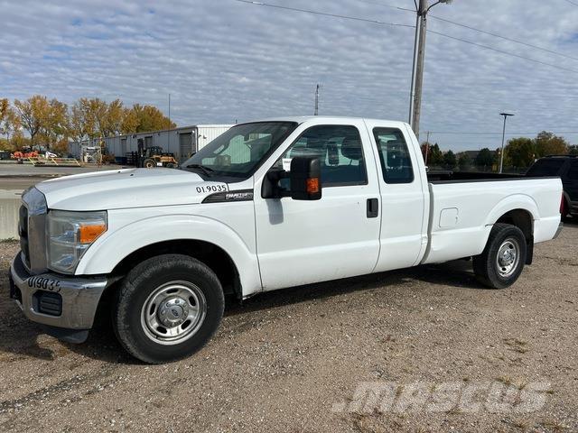 Ford F-250 Furgonetas caja abierta