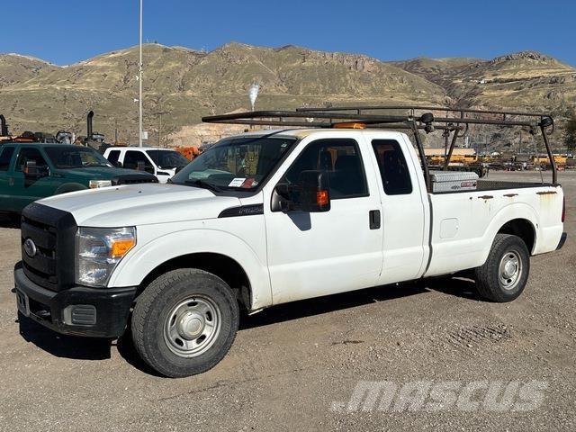 Ford F-250 Furgonetas caja abierta