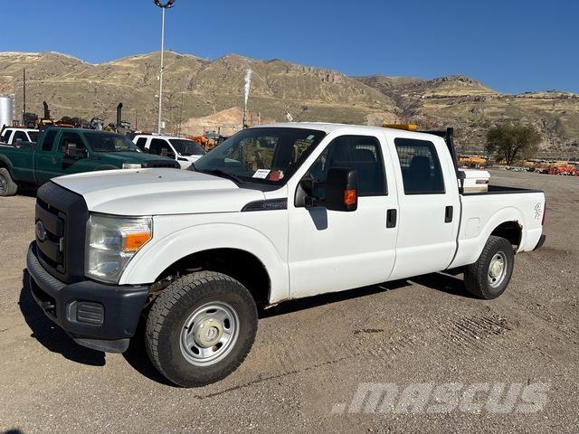Ford F-250 Furgonetas caja abierta