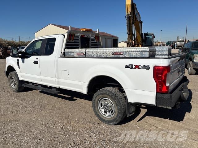 Ford F-250 Furgonetas caja abierta
