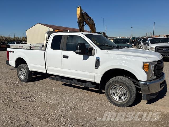 Ford F-250 Furgonetas caja abierta