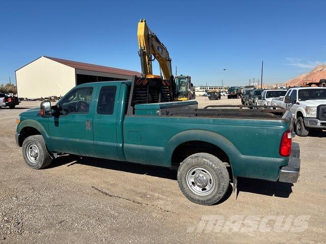 Ford F-250 Furgonetas caja abierta