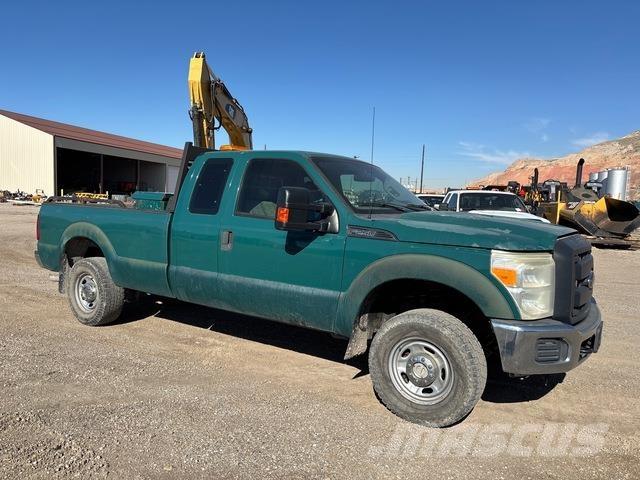 Ford F-250 Furgonetas caja abierta