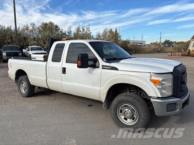 Ford F-250 Furgonetas caja abierta
