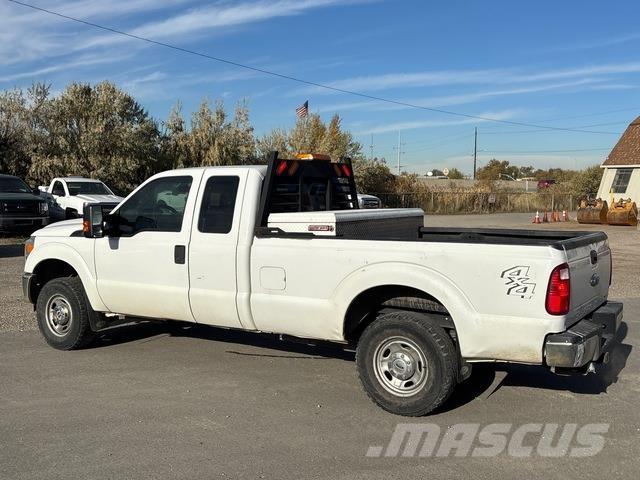 Ford F-250 Furgonetas caja abierta