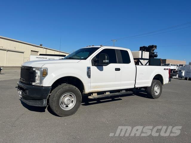 Ford F-250 Furgonetas caja abierta