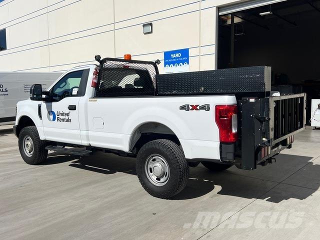 Ford F-250 Furgonetas caja abierta