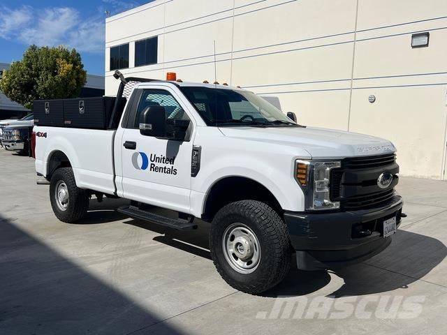 Ford F-250 Furgonetas caja abierta