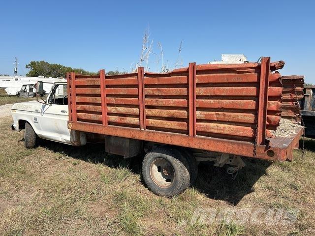 Ford F-350 Camiones bañeras basculantes o volquetes