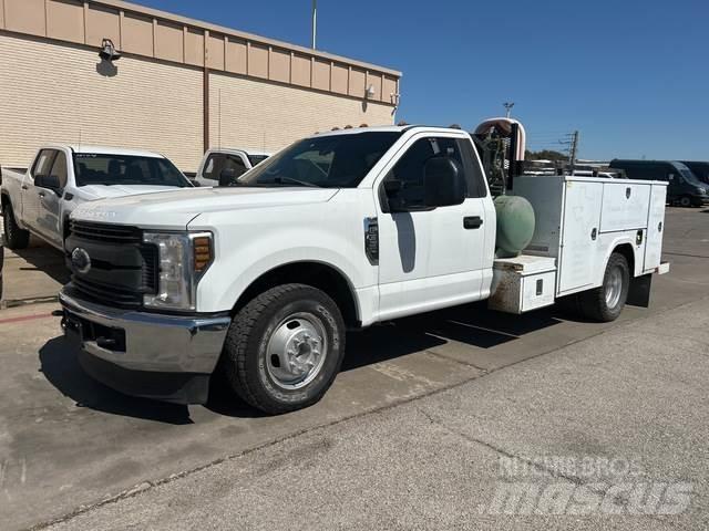 Ford F-350 Furgonetas caja abierta