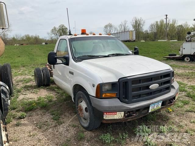 Ford F-350 Cabinas e interior