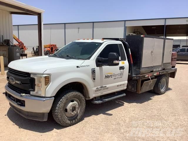 Ford F-350 Vehículos - Taller